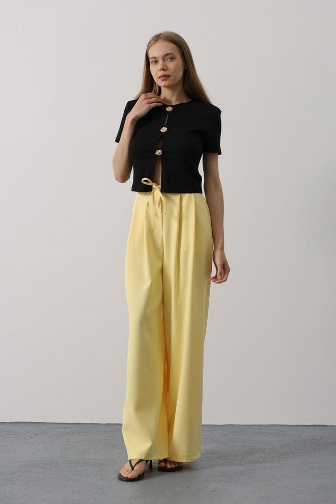 Pleated Lace_up Oversize Pants yellow